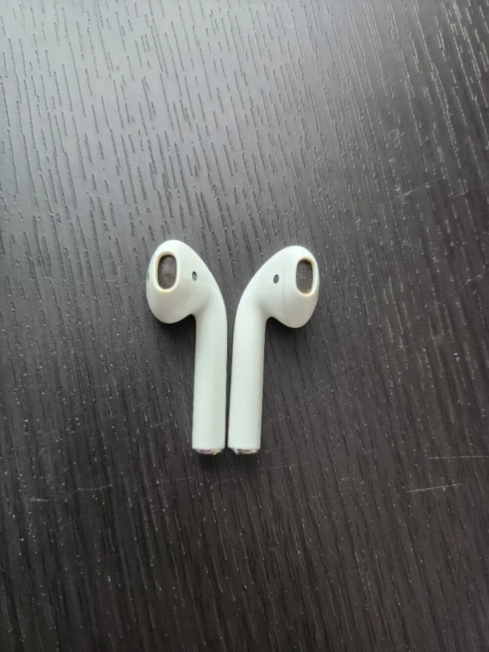 White Apple air pods (2nd Generation) replacement parts Wireless Earbuds (no cha
